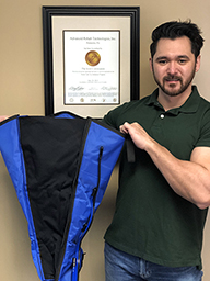 Compression leg boot garment used with a pneumatic compression pump